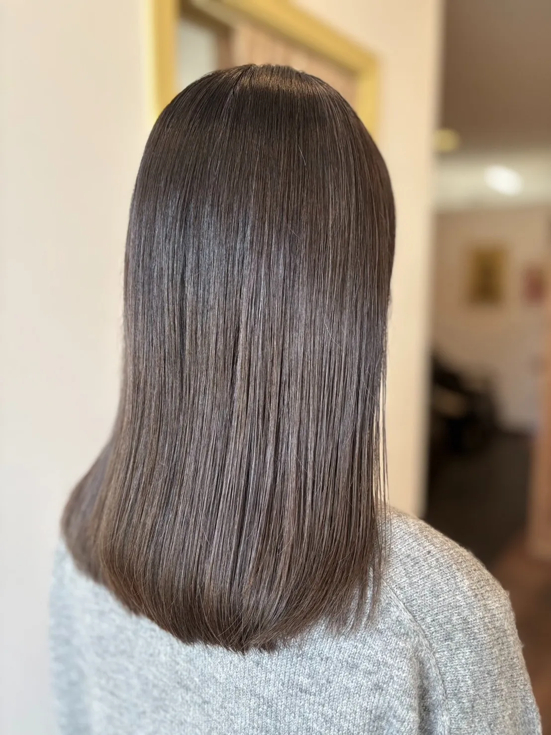 最新!!白髪をぼかす新技術、魔法の白髪のぼかしカラー